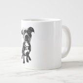 Sitting Dog Mug – Minimalist Black Ink Portrait ジャンボコーヒーマグカップ (正面右)