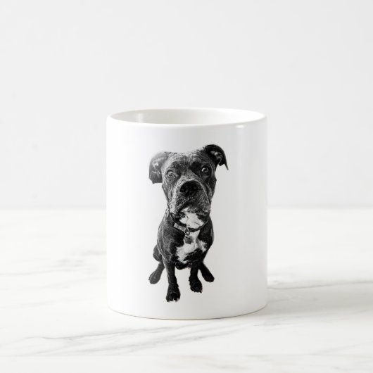 Sitting Dog Portrait Mug – Realistic Black & White コーヒーマグカップ (中央)