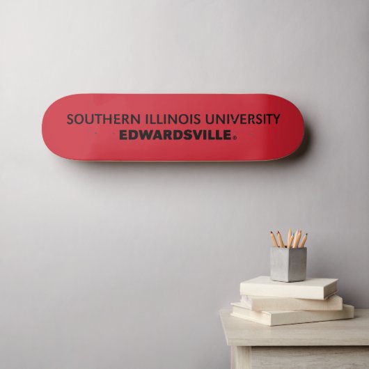 SIUE（Southern Illinois University Edwardsvilleの略） スケートボード (ウォールアート (横))