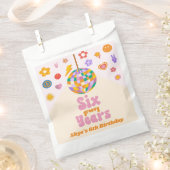 Six Groovy Years Disco Ball 6thバースデーパーティー フェイバーバッグ (クリップ留めされた状態)