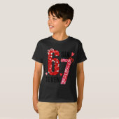 Six Seven 67 Hearts 6 7 Meme Boys Girls Kids Valen Tシャツ (正面フル)