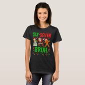 Six Seven 6 7 Meme Dabbing Santa Gingerbread Chris Tシャツ (正面フル)