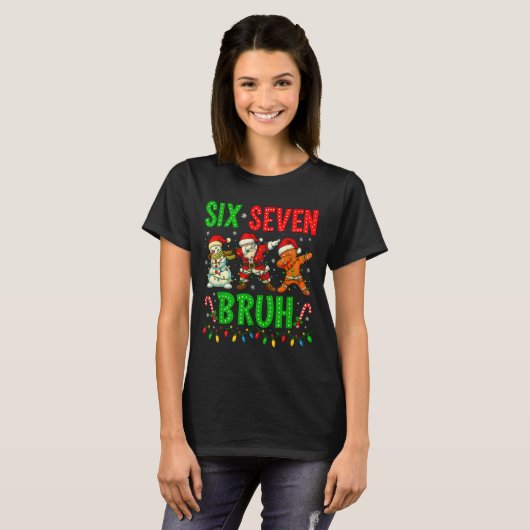 Six Seven 6 7 Meme Dabbing Santa Gingerbread Chris Tシャツ (正面フル)
