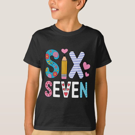 Six Seven 6 7 Meme Teacher Tシャツ (正面)