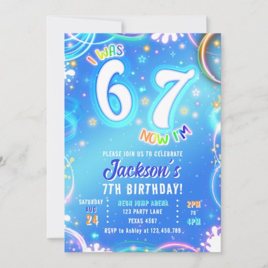 Six Seven 6 7 Neon Glow Groovy Space Boy Birthday 招待状 (正面)