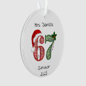 Six Seven 6 7 Survivor Funny Christmas Holiday オーナメント (正面)