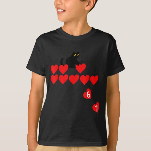 Six Seven Black Cat Knocking Off Hearts Funny 67 V Tシャツ (正面)