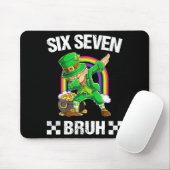 Six Seven Bruh Dabbing Leprechaun St Patricks Day  マウスパッド (マウス)