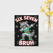 Six Seven Bruh Dabbing Raccoon Funny Christmas 6 7 カード (黄色い花)