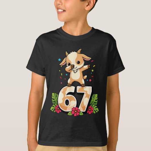 Six Seven Meme Dabbing Baby Goat 67 Funny Gen Z Ap Tシャツ (正面)