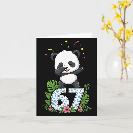 Six Seven Meme Dabbing Baby Panda 67 Funny Gen Z A カード (黄色い花)
