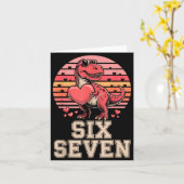 Six Seven Valentine’s Day Dinosaur T-rex For Kids  カード (黄色い花)