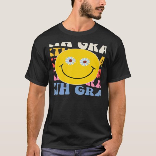 Sixth Grade Smile Groovy Back To School 6th Grade  Tシャツ (正面)