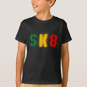 sk8 estencilのラスタの旗 tシャツ