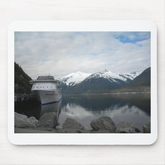 Skagway、アラスカでつながれる遊航船 マウスパッド (正面)