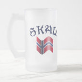 Skalのノルウェーの旗のノルウェーの飲むトースト フロストグラスビールジョッキ (左)