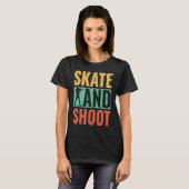 Skate And Shoot Biathlete Skiing Shooting Sport Bi Tシャツ (正面フル)
