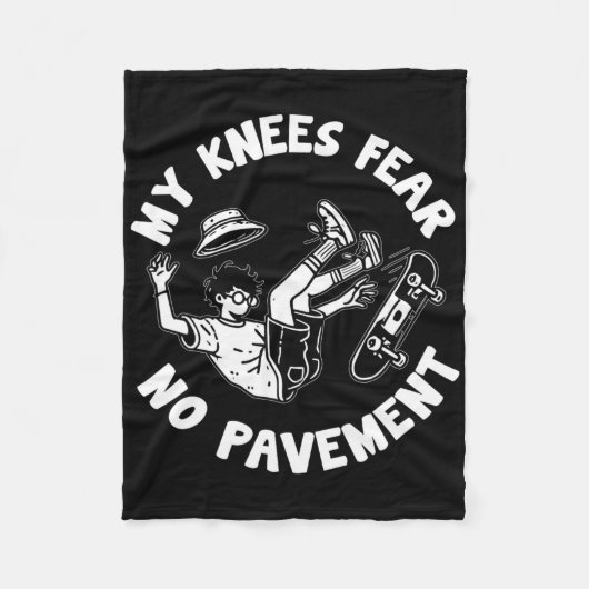 Skateboard Crash Accident Survivor Get Well Skateb フリースブランケット (正面)