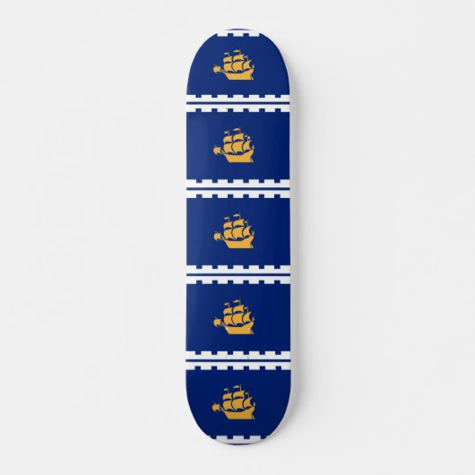 Skateboard with flag of Quebec City, Canada スケートボード (正面)
