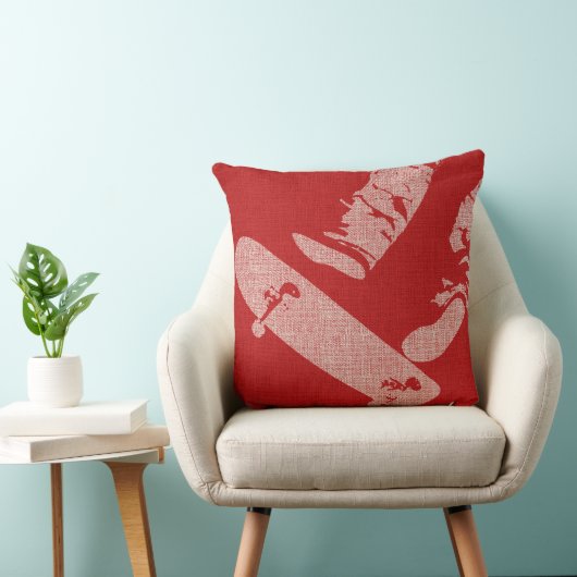 SkateBoarder Image Reverse Red/White Throw Pillow クッション (椅子)