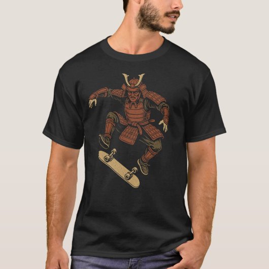 Skateboarding Samurai – Urban Streetwear Design Tシャツ (正面)