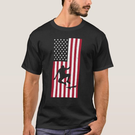 Skateboarding Vintage American Flag Skateboarding Tシャツ (正面)