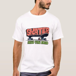 Skater Shred the Road – Retro 70s Skateboarding  Tシャツ