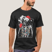 Skeleton Drinking Coffee Christmas Skull Santa Hat Tシャツ (正面)
