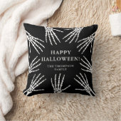 Skeleton Hands Family Name Happy Halloween Black クッション (ブランケット)