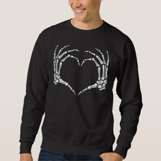 Skeleton Hands Heart Sign Retro Halloween Costume  スウェットシャツ (正面)