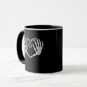 Skeleton Hands Vaとバレンタインデーのゴシックハート マグカップ (正面左)