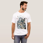 Skeleton Hugging a German Shepherd � Unique Gothic Tシャツ (正面フル)