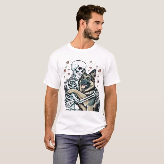 Skeleton Hugging a German Shepherd � Unique Gothic Tシャツ (正面フル)