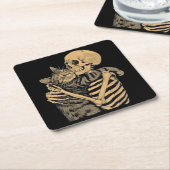  Skeleton Hugging Cat – Cute Gothic Cat Lover Gift スクエアペーパーコースター (アングル)