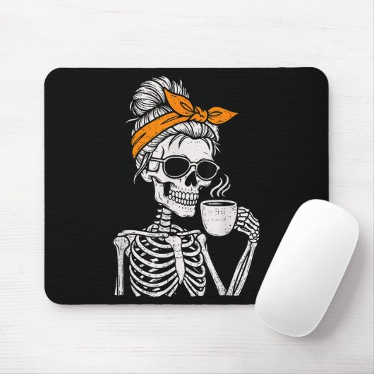 Skeleton Messy Bun Drinking Coffee Halloween Costu マウスパッド (マウス)