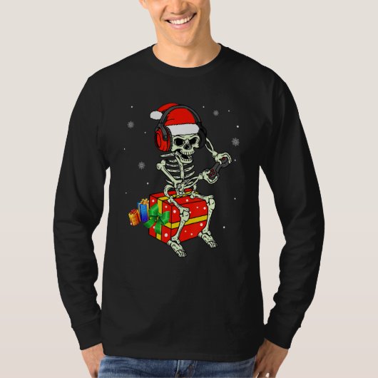 Skeleton Playing Game Christmas Pajaman For Men Bo Tシャツ (正面)