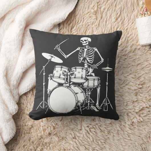 Skeleton plays the drums in rock band クッション (ブランケット)