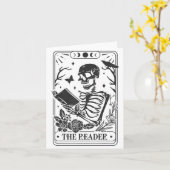 Skeleton Reading Book Lover Funny The Reader Tarot カード (黄色い花)