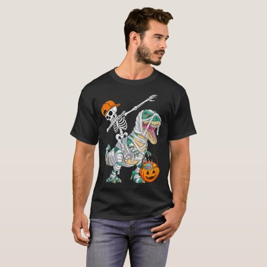 Skeleton Riding Dancing Dab Dinosaur T Rex Hallowe Tシャツ (正面フル)