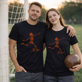 Skeleton Soccer Kick; Spooky Halloween Soccer Kick Tシャツ