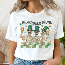 Skeleton St. Patrick's Day、Tおもしろい-Shirを飲む Tシャツ