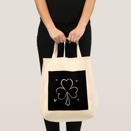 Sketch Shamrock – Hand-Drawn Irish Clover Design トートバッグ (正面(商品))
