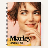 Sketchbook写真カスタム可愛いブラックモノグラム名 ノートブック (正面)