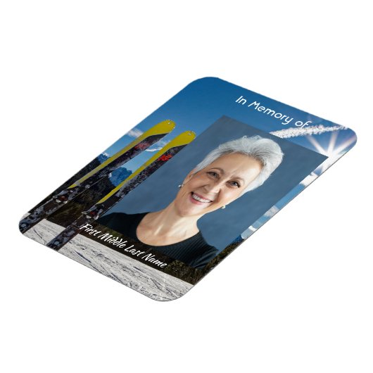 Skiing Skier  Memorial Keepsake  マグネット (左側)
