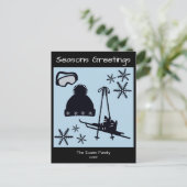 Skis, hat, goggles & snowflakes holiday ポストカード (スタンド正面)