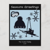 Skis, hat, goggles & snowflakes holiday ポストカード (正面)