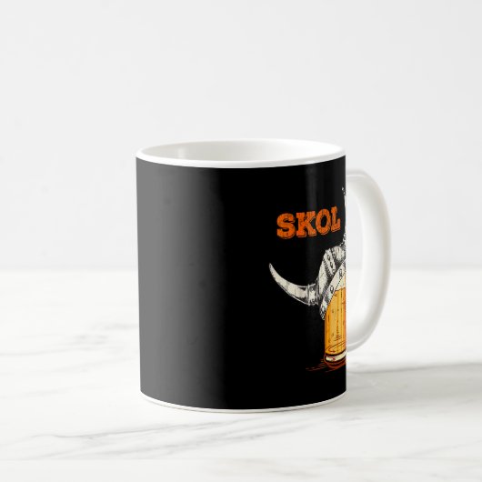 Skol Nordic Viking Helmet Drinking Gl コーヒーマグカップ (正面右)