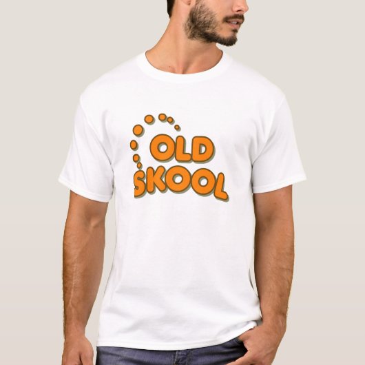 Skoolの古いオレンジ Tシャツ (正面)
