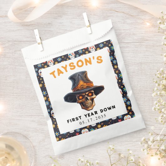 Skull Halloween Kids Costume Party – Cute & Spooky フェイバーバッグ (クリップ留めされた状態)