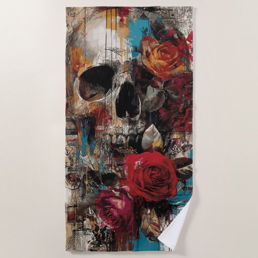 Skull with Roses Street Art Floral Grunge Design ビーチタオル (正面)